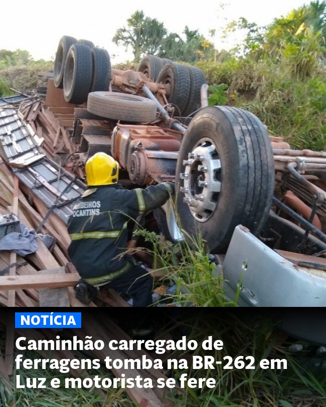 Caminhão carregado de ferragens tomba na BR-262 em Luz e motorista se fere