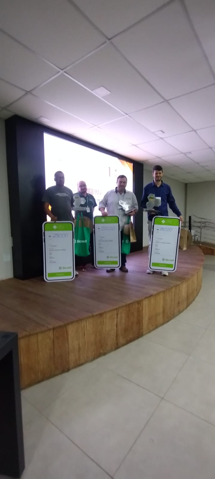 O Concurso Regional de Qualidade do Mel 2026, uma iniciativa conjunta da Empresa de Assistência Técnica e Extensão Rural de Minas Gerais (Emater-MG), Se...