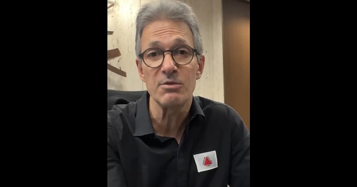 Após elogiar Trump, Zema se cala diante do encontro do Presidente americano com Lula para discussão das tarifas