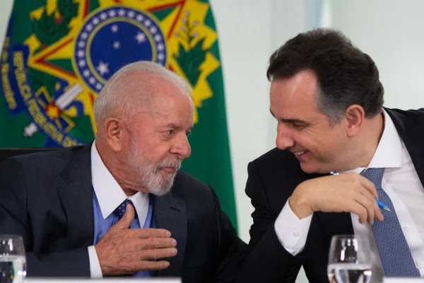 Definição para o STF domina a agenda de Lula após retorno internacional