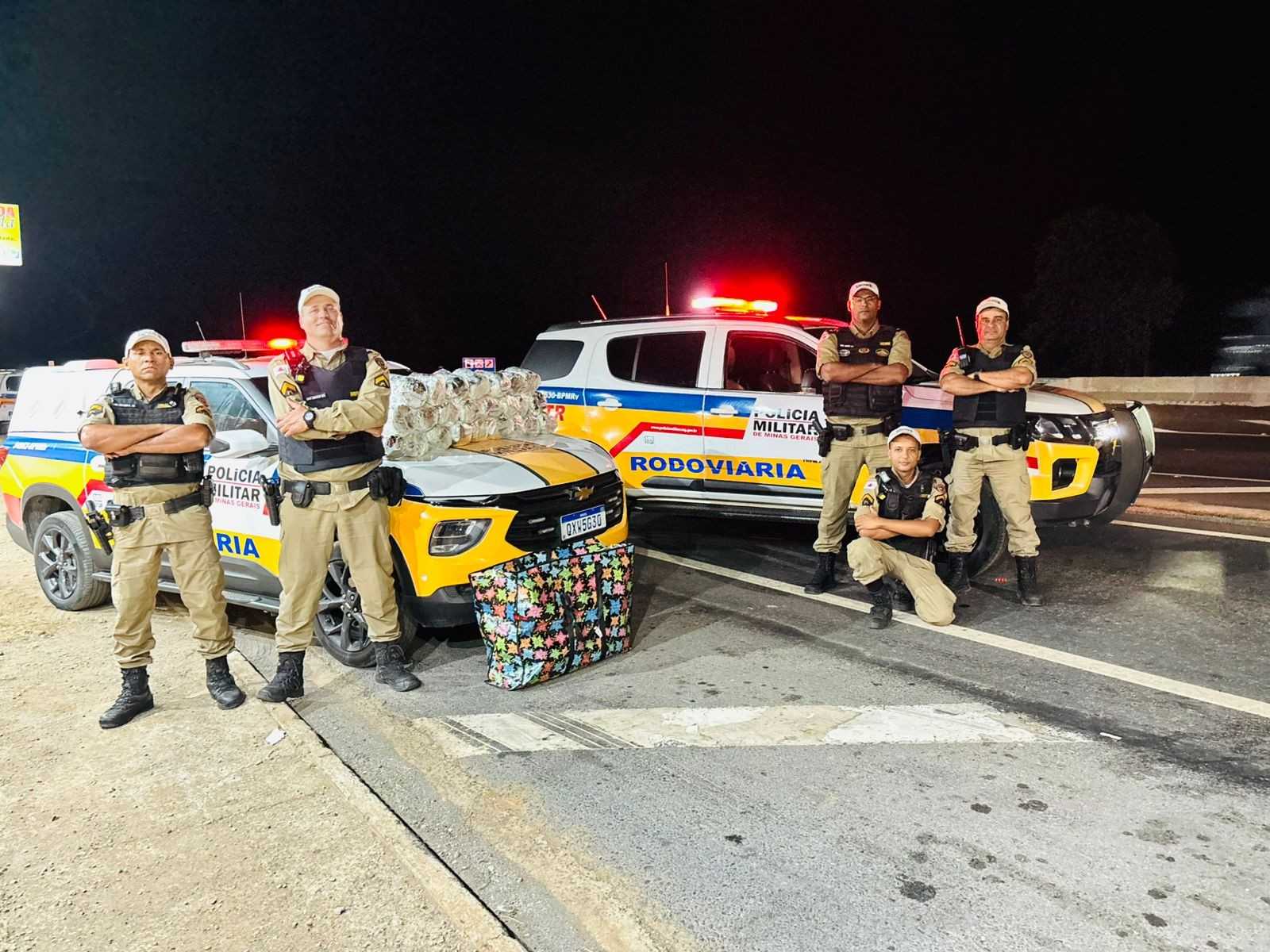 Mais de Quarenta Quilos de 'Supermaconha' são Interceptados em Ônibus na BR-135 em Curvelo