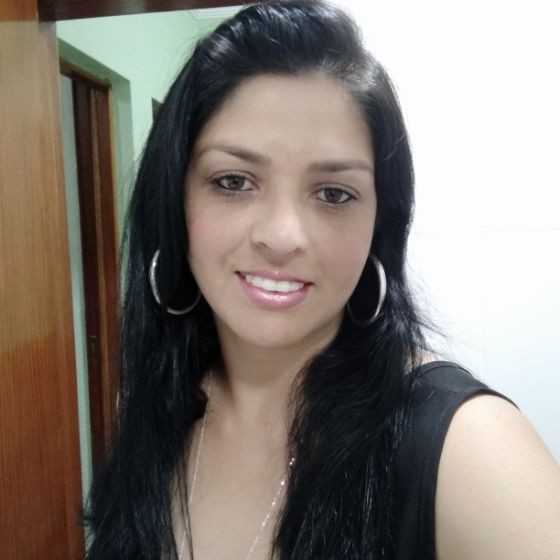 Quem é a servidora presa suspeita de envolvimento no desvio de 220 armas de delegacia de Belo Horizonte