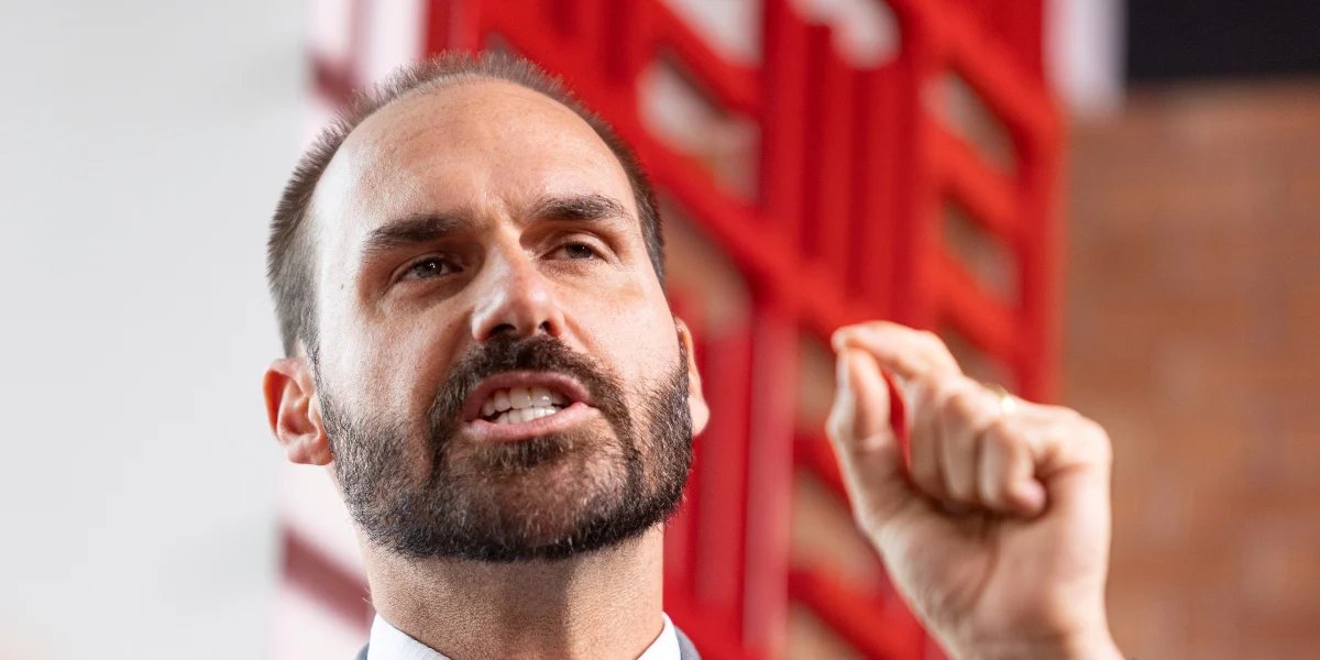 Eduardo Bolsonaro Ameaça Revelar Lista de “Traidores” Após Ataque de Romeu Zema