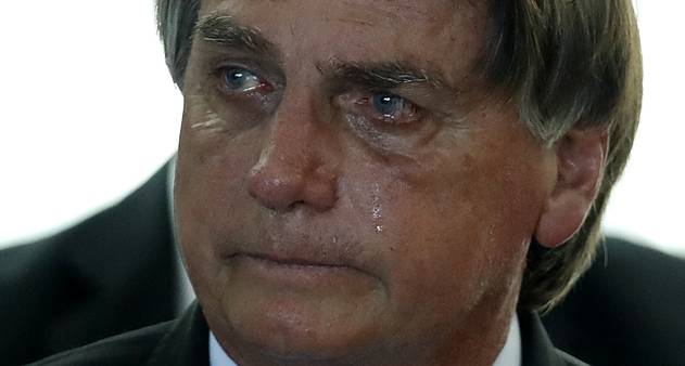 Defesa de Bolsonaro solicita prisão domiciliar humanitária ao STF