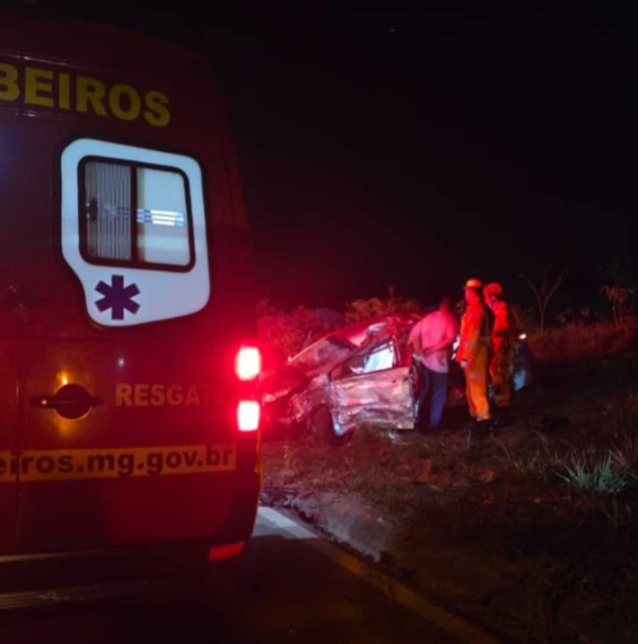 Tragédia na estrada: Mulher morre em acidente que feriu marido e filha de 4 meses em Nova Serrana