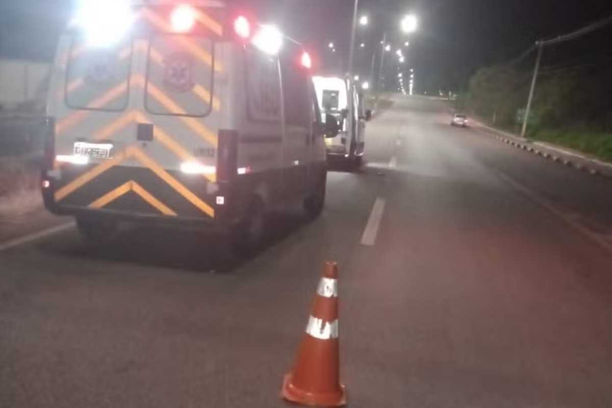 Mulher morre em capotamento de carro na MG-260, em Cláudio