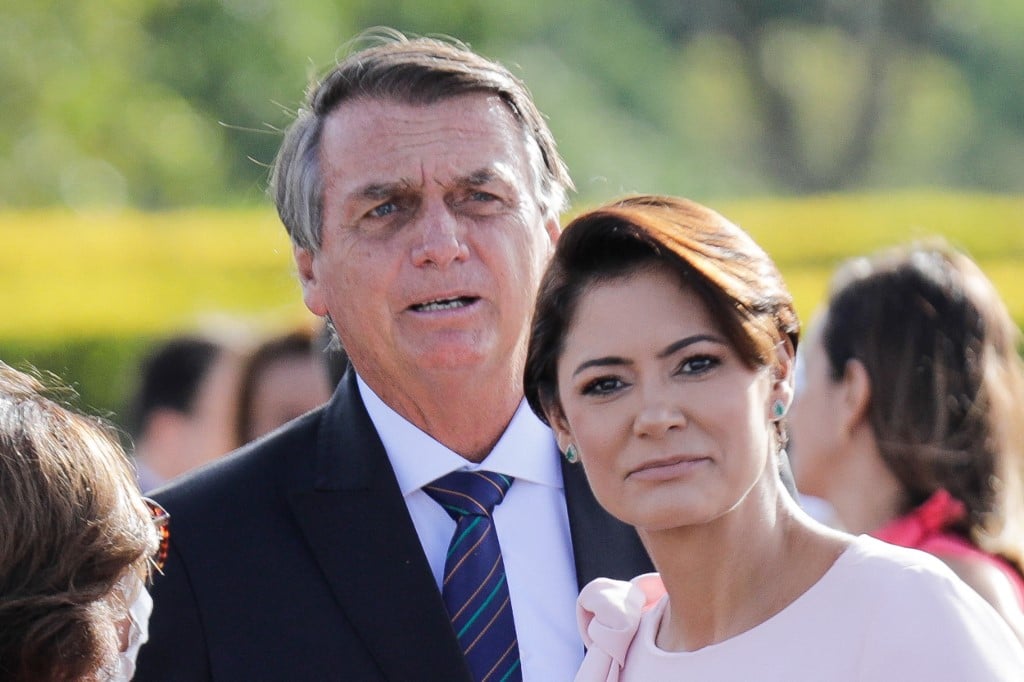 Michelle Bolsonaro sinaliza aceitar vaga de vice na chapa presidencial de Tarcísio de Freitas