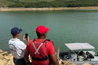 Tragédia em Guapé: Homem de Divinópolis Desaparece Após Barco Afundar na Represa de Furnas