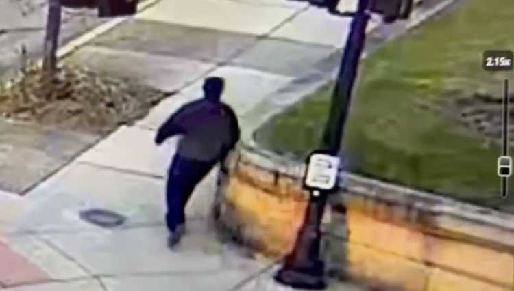 Suspeito de ataques em universidades americanas é encontrado morto em depósito