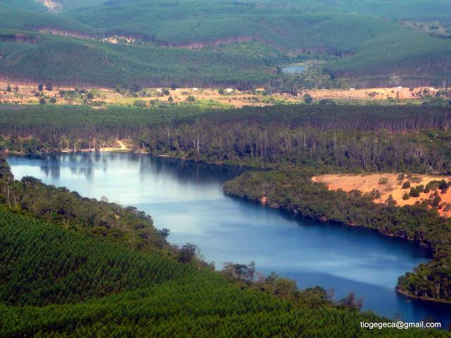 Criança perde dedo após ataque de piranha em Santana do Paraíso