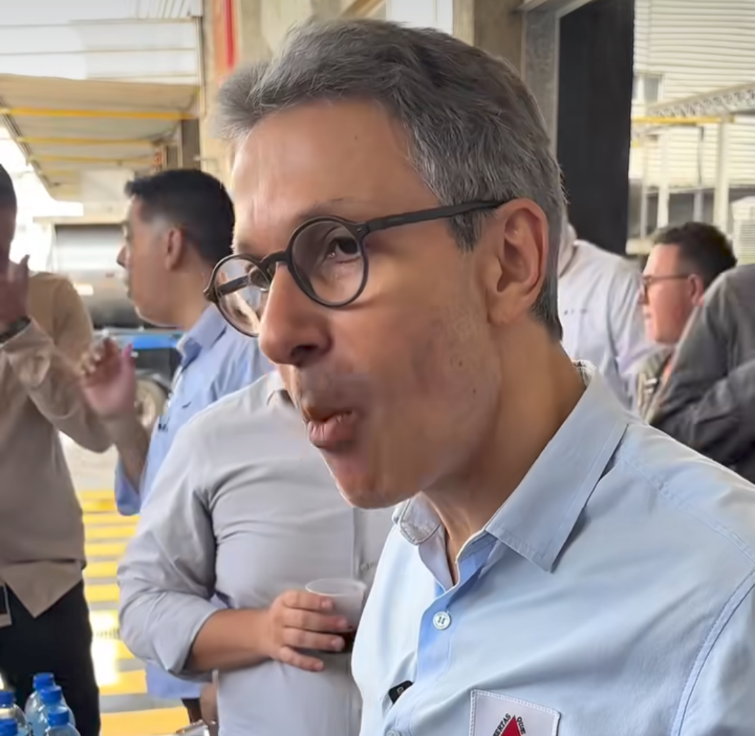 Governo Zema projeta deficit de 5,2 bilhoes de reais e é criticado pela deteriorizacao das contas publicas