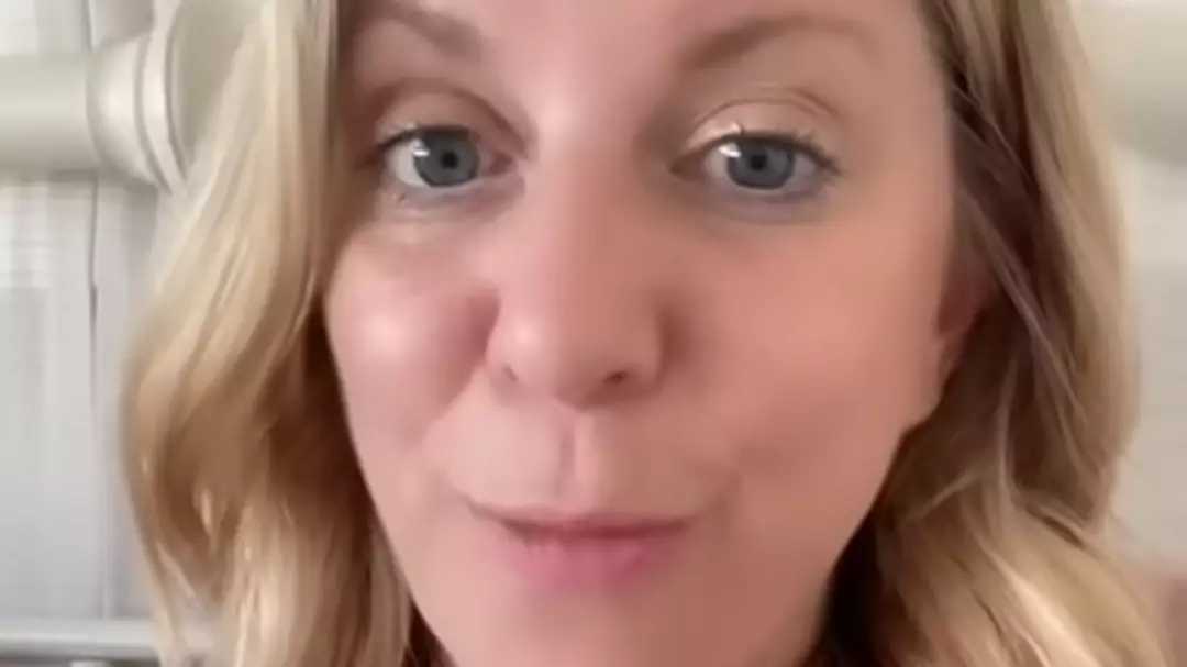 Enfermeira especialista em cuidados paliativos detalha sinais fisicos e comportamentais que indicam o fim da vida