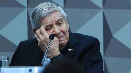 Alexandre de Moraes autoriza visitas e banho de sol para Augusto Heleno em regime domiciliar