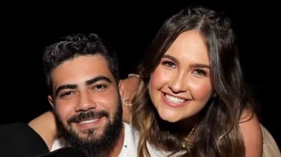 Esposa de cantor sertanejo é presa nos Estados Unidos após fuga policial