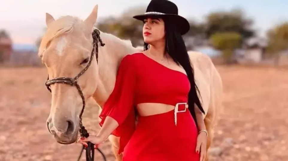 Ex-rainha da cavalgada é encontrada morta a tiros dentro de residência