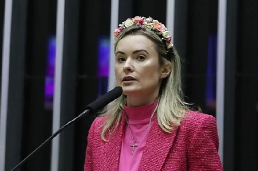 Deputada propõe prisão de até 8 anos para mulheres que fizerem falsas denúncias de agressão