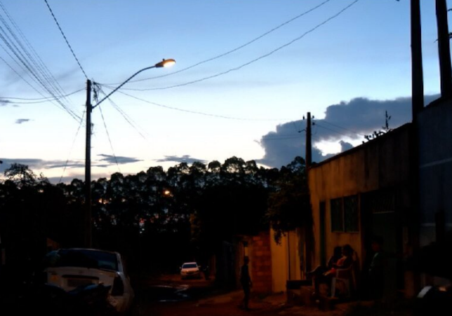 Moradores de Santana do Paraíso enfrentam prejuízos com oscilação de energia da Cemig