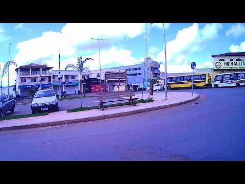 Na Sexta-feira Santa de 2026, Itamarandiba, no Vale do Jequitinhonha, apresentava um cenário incomum para uma cidade vibrante: suas ruas estavam notavel...