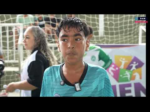 Confira os detalhes sobre "Vejam Como Foi a Abertura dos Jogos Escolares de Nanuque MG.". Conteúdo original de YouTube. Publicado originalmente em: 04/0...