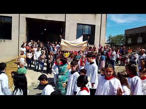 Confira os detalhes sobre "Procissão do Domingo de Páscoa, menino Jesus São João Del Rei MG". Conteúdo original de YouTube. Publicado originalmente em: ...