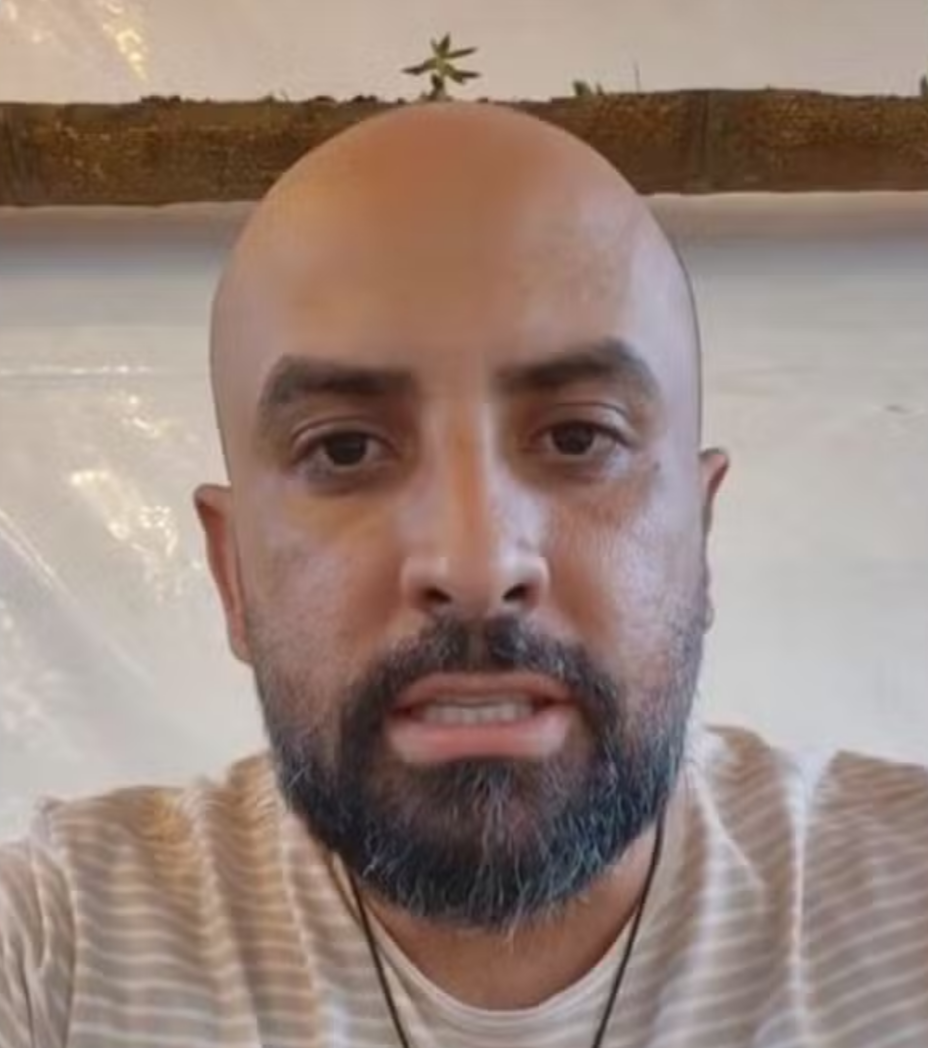 Lucas Coelho, ex-vereador de Araújos e suspeito de assassinar seu ex-noivo a tiros em Formiga, Minas Gerais, fez uma nova aparição pública em suas redes...