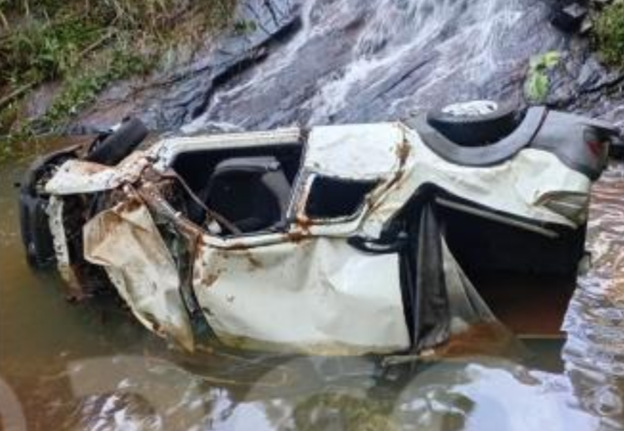 Um acidente de trânsito com desfecho fatal mobilizou equipes de resgate na zona rural de Dionísio, nas proximidades do distrito de Conceição de Minas. O...