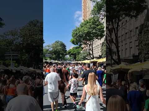 A Feira de Arte, Artesanato e Comidas Típicas, popularmente conhecida como Feira Hippie, permanece como um dos maiores e mais emblemáticos eventos cultu...