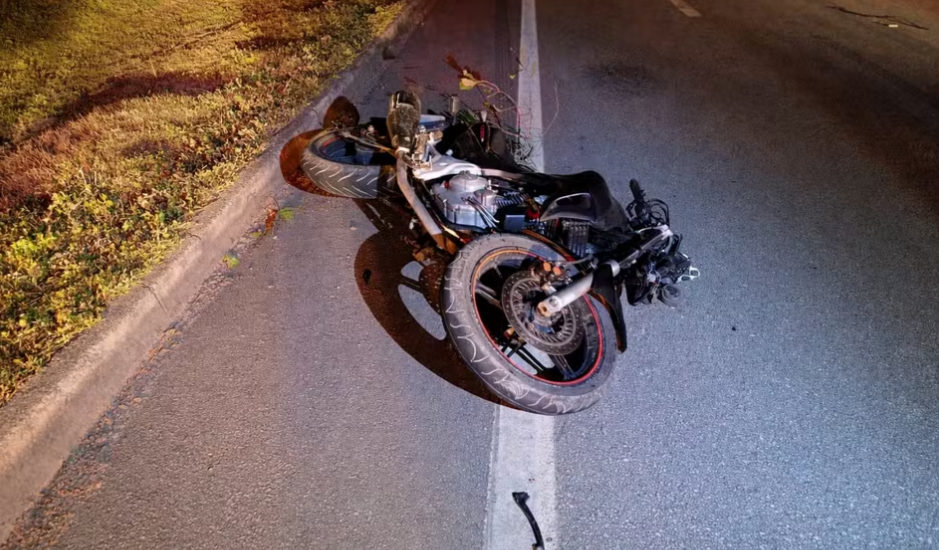 Na noite de domingo, 19 de novembro, um grave acidente marcou a BR-262, em Nova Serrana, resultando em três pessoas feridas. Um pedestre de 68 anos sofr...