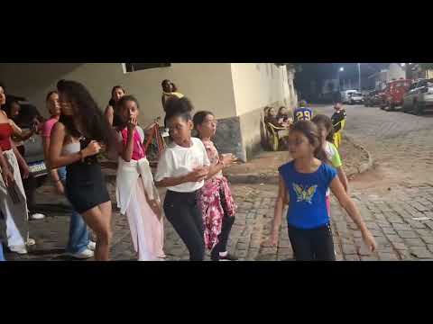 A tradição da Congada em Campanha, Minas Gerais, foi renovada com o primeiro ensaio do Terno Santa Efigênia referente ao ano de 2026. O evento marcou o ...