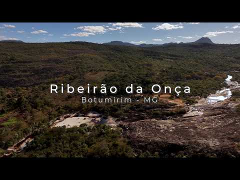 Localizado a aproximadamente 43 quilômetros ao sul de Botumirim, em Minas Gerais, o Ribeirão da Onça se destaca como um notável destino natural. Integra...