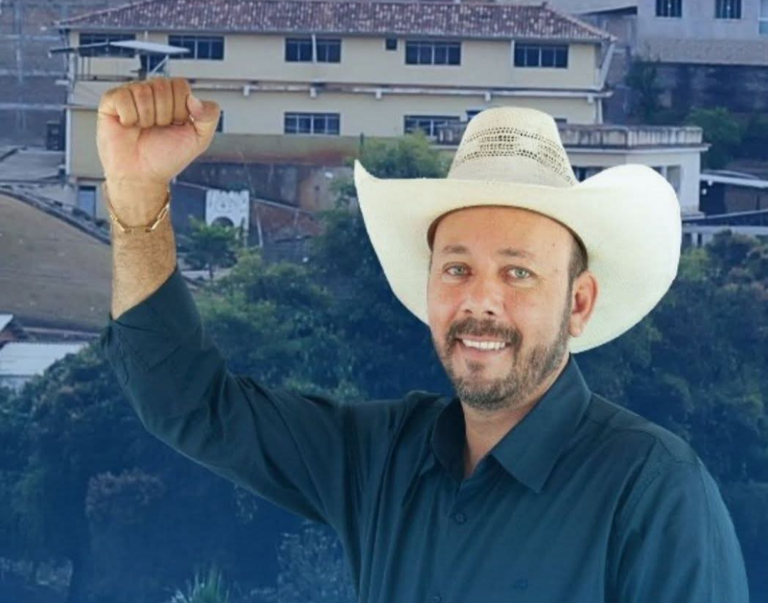 A Justiça de Minas Gerais determinou a extensão do afastamento cautelar do prefeito de Orizânia, Jonia Leite Filho, por mais 90 dias. A medida ocorre no...