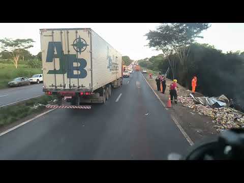 Uma grave colisão veicular foi registrada na manhã desta quinta-feira, 16 de abril de 2026, na Rodovia BR-153. O incidente ocorreu nas proximidades do m...