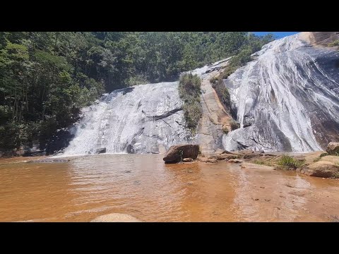 Antônio Dias, município aninhado no coração de Minas Gerais, convida seus moradores e visitantes a explorarem um de seus mais belos e tranquilos refúgio...