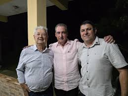 O anúncio de pavimentação do trecho que liga o distrito de Pontões à divisa com Manhuaçu foi recebido com desconfiança por parte da população local. A o...