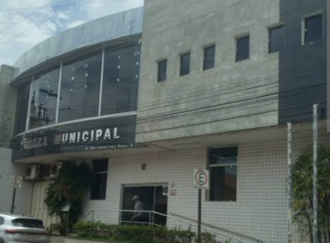 A Câmara Municipal de Barão de Cocais realiza nesta terça-feira uma audiência pública para debater a grave crise no abastecimento de água que atinge o m...