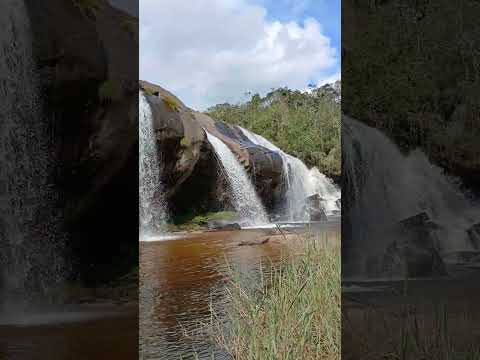 No coração de Minas Gerais, o município de Congonhas do Norte guarda tesouros naturais que encantam visitantes e moradores. Entre suas paisagens exubera...