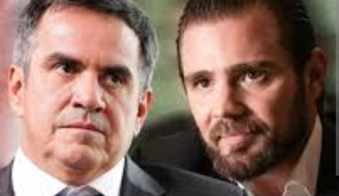 Investigadores da Polícia Federal descobriram que o banqueiro Daniel Vorcaro, proprietário do banco Master, recebia através do aplicativo WhatsApp compr...