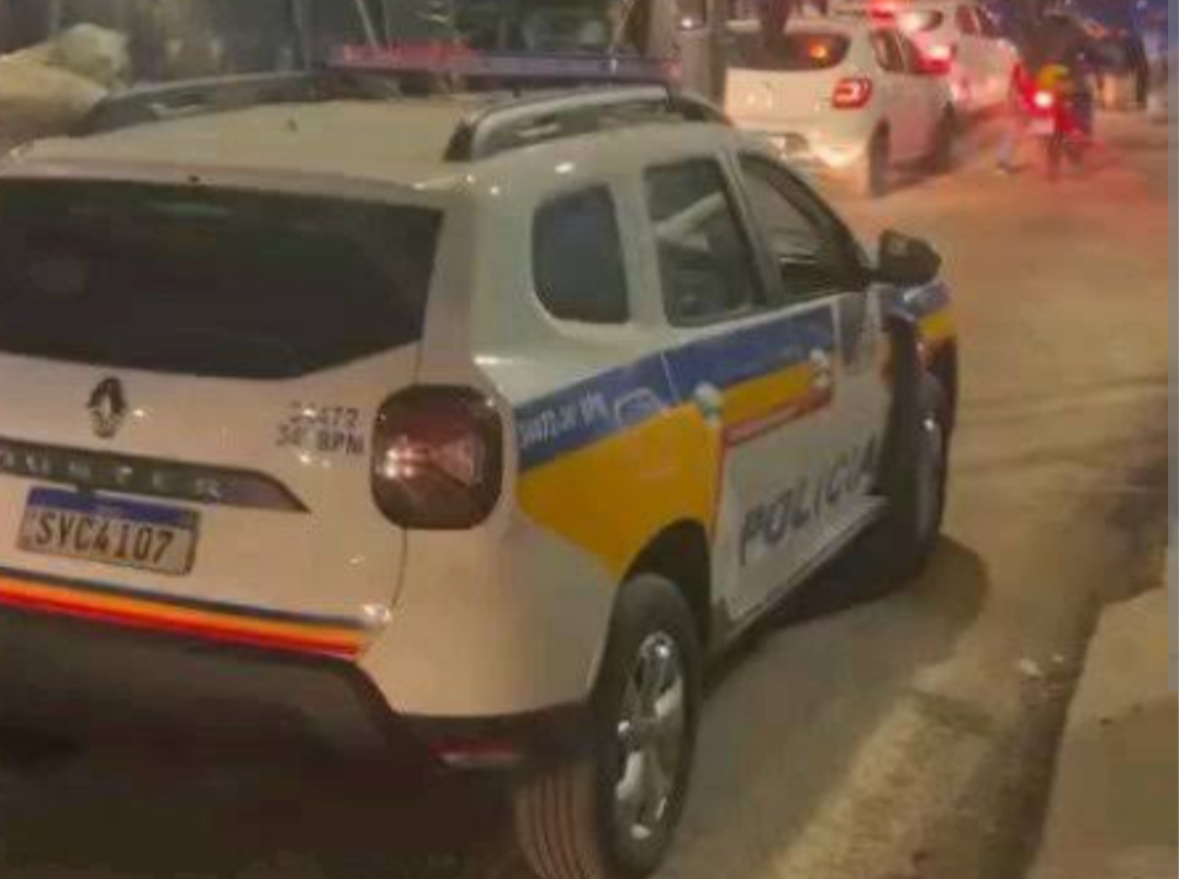 Na noite desta quinta-feira (7), um indivíduo de 54 anos foi encaminhado pela Polícia Militar sob a suspeita de importunação sexual em Santana do Paraís...