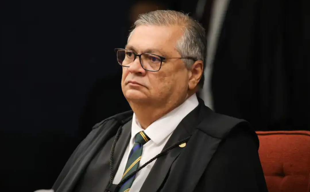 O ministro Flávio Dino, integrante do Supremo Tribunal Federal (STF), estabeleceu nesta sexta-feira (15) a instauração de uma investigação preliminar. O...
