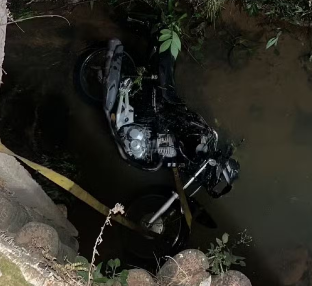 Um motociclista perdeu a vida em um trágico acidente ocorrido na sexta-feira (15), na cidade de Nova Serrana. O incidente aconteceu na região central do...
