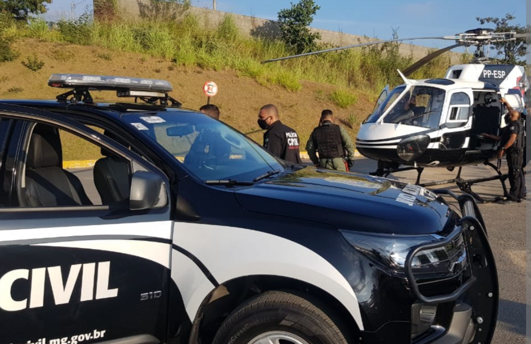 Um sargento da Polícia Militar foi detido em Formiga, no Centro-Oeste de Minas, sob a acusação de repassar informações sigilosas de operações conjuntas ...