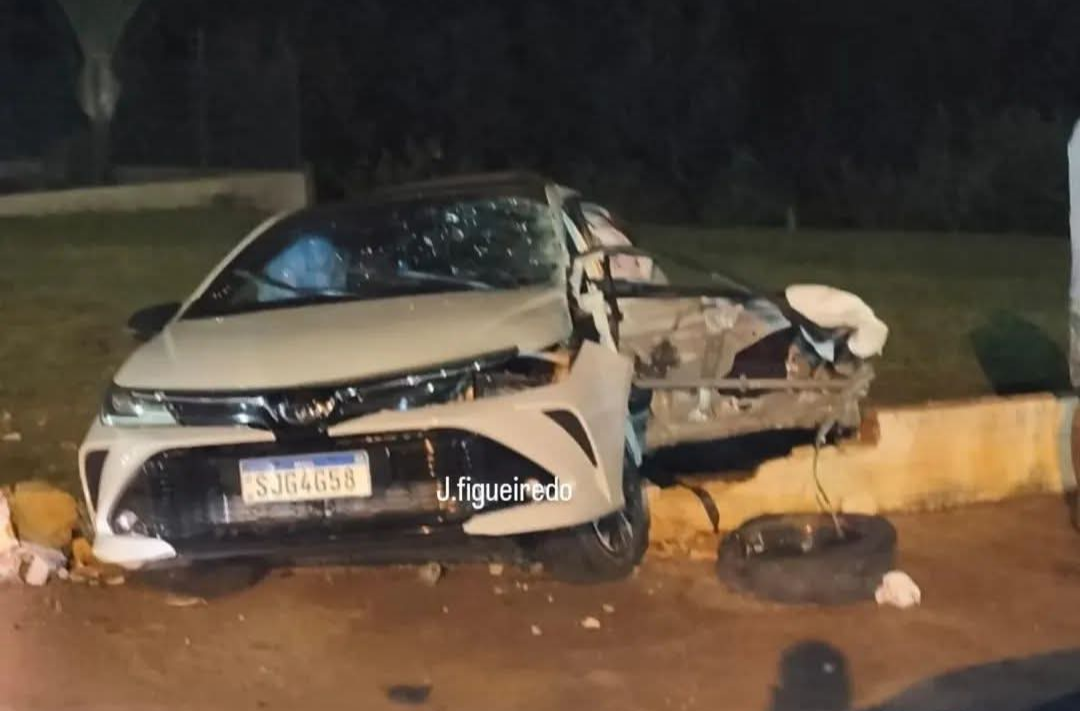 Diego Pandeló, professor universitário de 43 anos, faleceu na noite do último sábado, dia 16, após sofrer um grave acidente de trânsito. O ocorrido foi ...