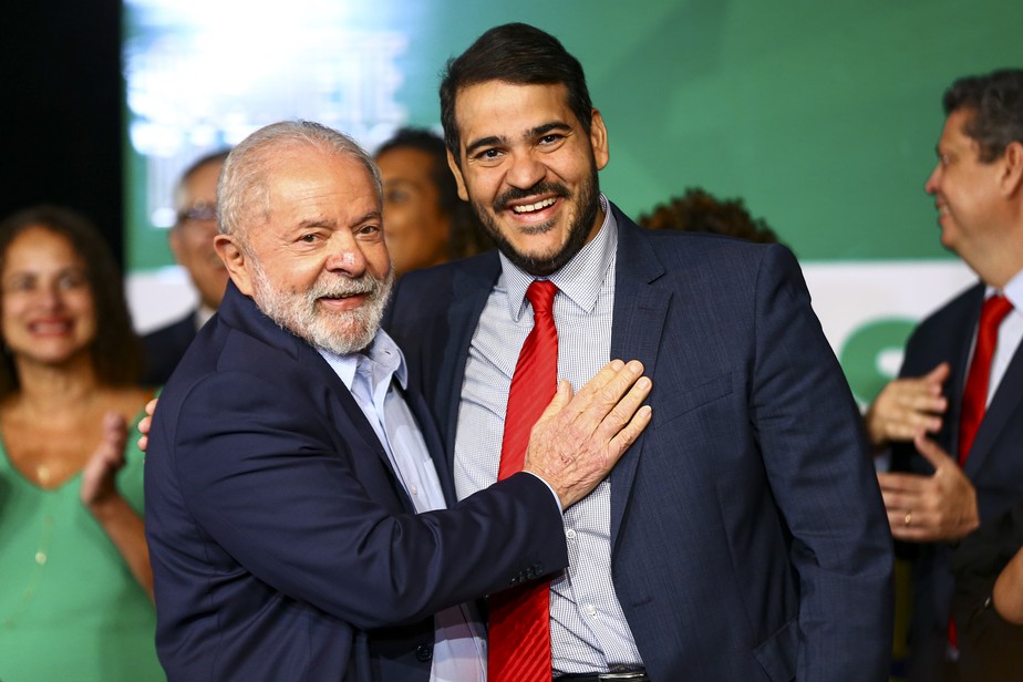 O presidente Luiz Inácio Lula da Silva (PT) manifestou a aliados próximos a intenção de submeter novamente ao Senado Federal o nome de Jorge Messias par...