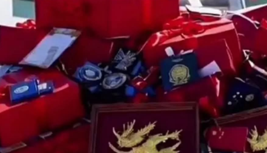 O presidente Donald Trump retornou aos Estados Unidos após uma visita de dois dias à China, um encontro que, aparentemente, foi produtivo para as duas m...