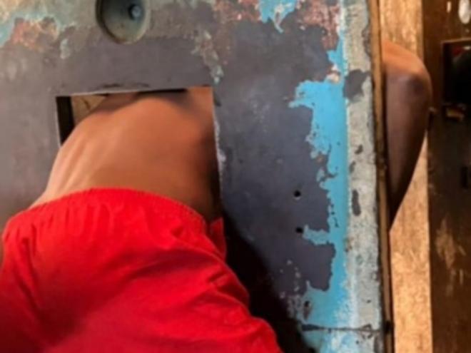 Equipes do Corpo de Bombeiros foram acionadas na tarde de domingo (17) para atender a uma ocorrência inusitada na Penitenciária José Maria Alckmin, loca...