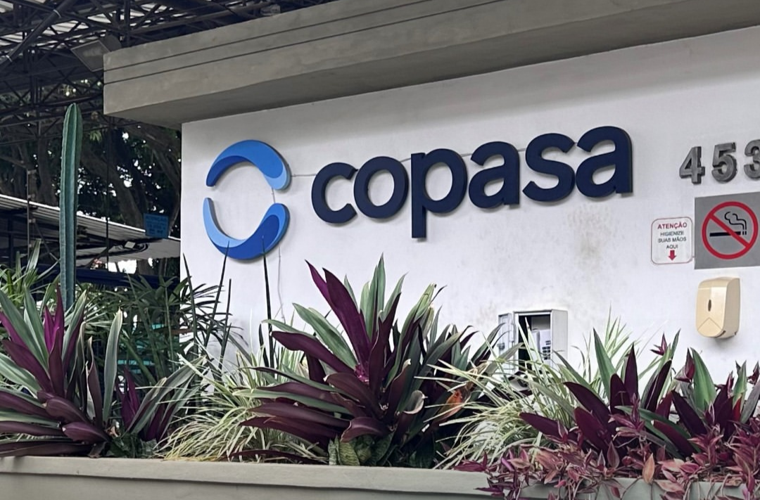 O processo de desestatização da Companhia de Saneamento de Minas Gerais (Copasa) registrou um avanço significativo nesta segunda-feira, dia 18, com a de...