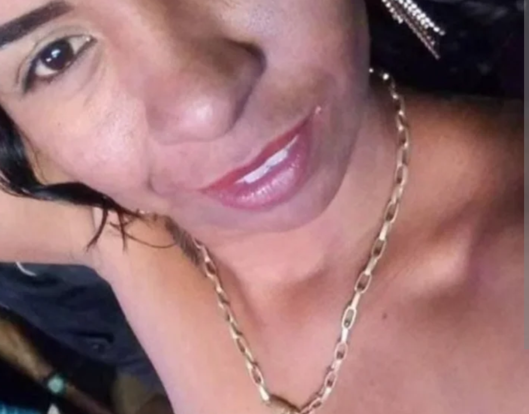 Kerollene Gonçalves de Oliveira, de 31 anos, veio a óbito na noite de sábado (16/05), em Engenheiro Caldas, após ser fatalmente atingida por uma facada ...