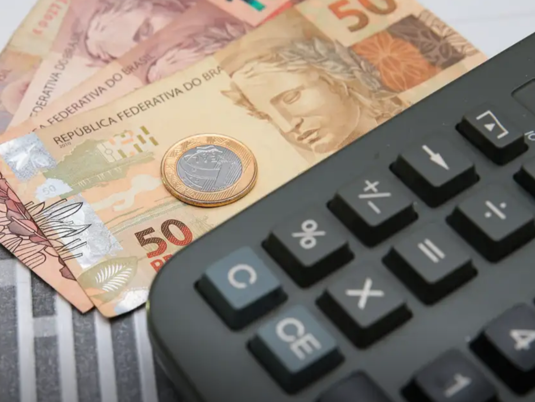 Nesta sexta-feira, dia 22, a Receita Federal abriu a consulta ao maior lote de restituição do Imposto de Renda de sua história, com disponibilização a p...
