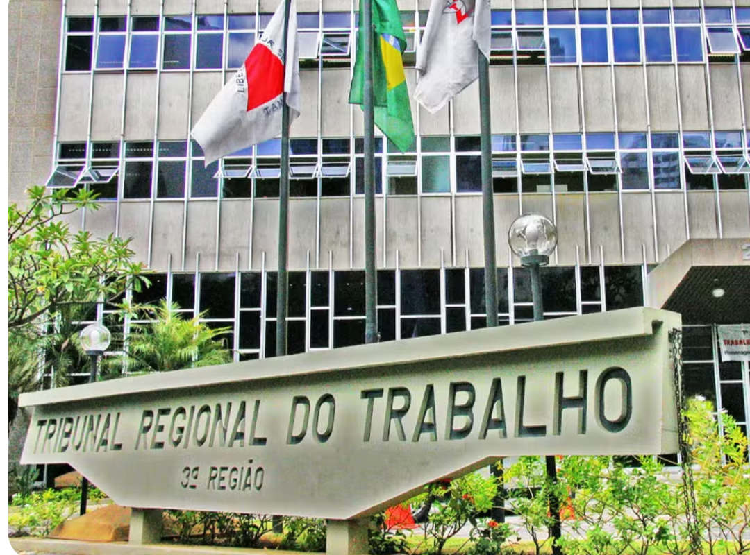 A Justiça do Trabalho confirmou a condenação de uma empresa do setor alimentício localizada em Pouso Alegre, Minas Gerais. A decisão impõe o pagamento d...