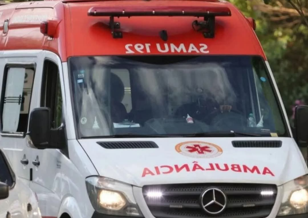 O corpo de um motociclista de 41 anos foi localizado sem vida em uma estrada na zona rural do município de Pai Pedro, situado no Norte de Minas. A equip...